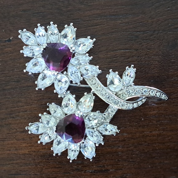 Nolan Miller Jewelry - Nolan Miller Statement Brooch, Silver-tone, Rhinestone, Purple Stone